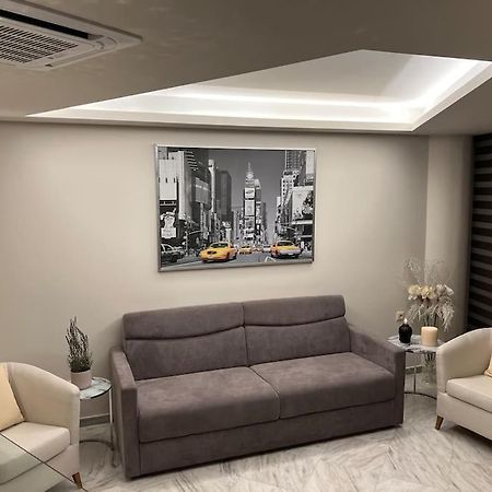 Στούντιο 305 Apartment Tesalonika Bagian luar foto